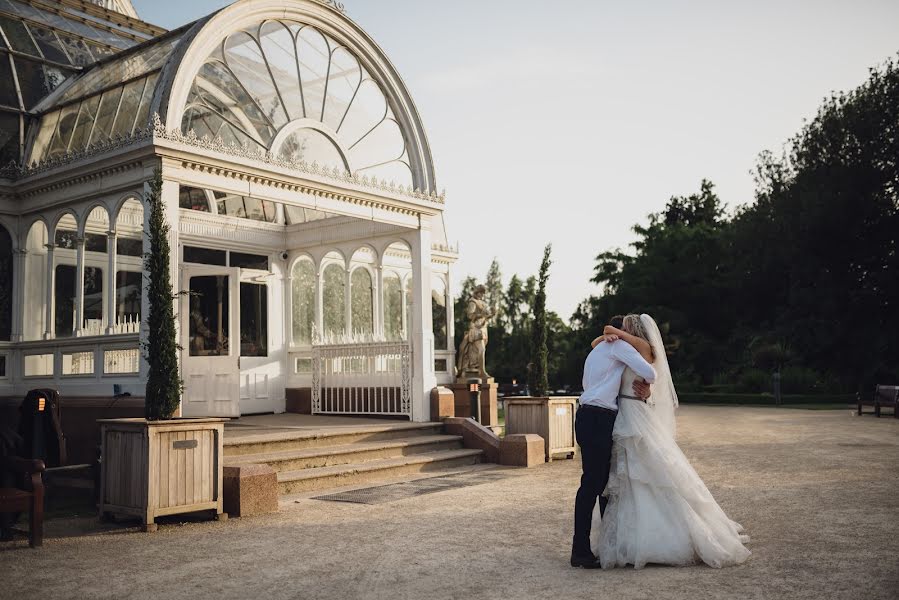 Wedding photographer Jess Yarwood (jessyarwoodphoto). Photo of 17 September 2019