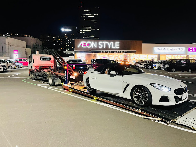 Z4 ロードスターのポッキーの日・パンク・ディーラー入庫・入院・ロードサービスに感謝🙏に関するカスタム事例の投稿画像1枚目