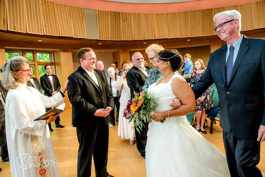 Bryllupsfotograf Karen Pike (karenpikephoto). Bilde av 9 september 2019