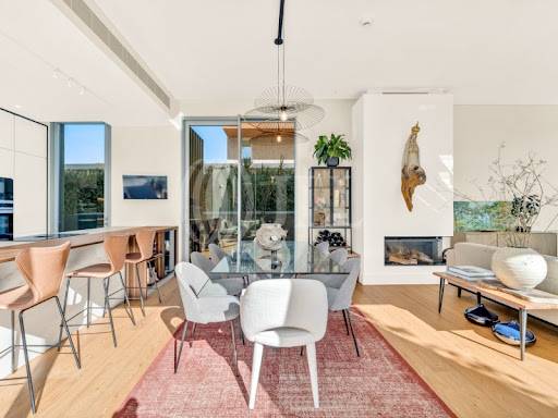 House with pool and terrace 5