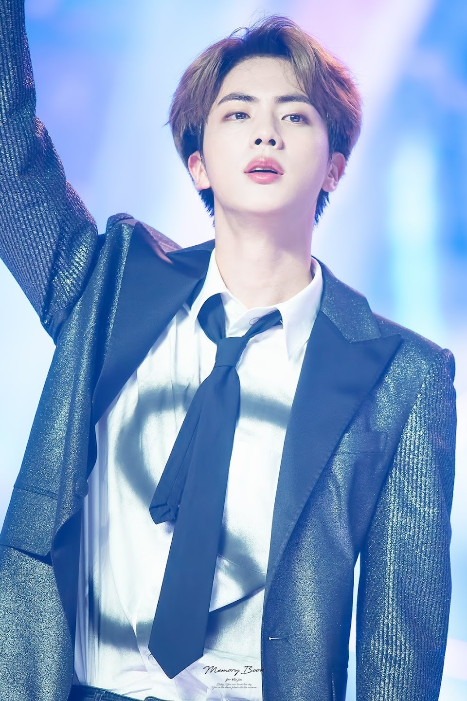 BTS Kim Seokjin - BTS's Jin Goes Viral For The Precious