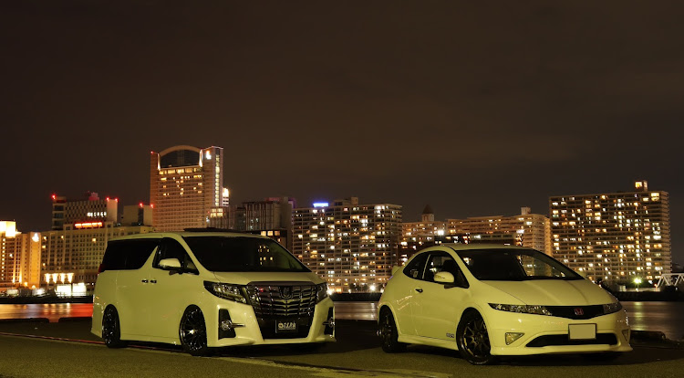 アルファードのカメ活徘徊・ワークエモーションM8R・イデアル車高調・ピックアップに選ばれてみたい・コラボショットに関するカスタム事例の投稿画像4枚目