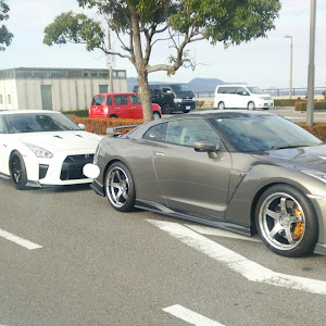 NISSAN GT-R R35