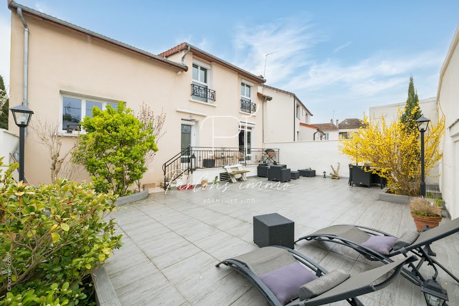 Vente maison 7 pièces 136.13 m² à La Varenne Saint Hilaire (94210), 885 000 €