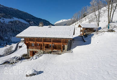 Chalet with panoramic view and terrace 4