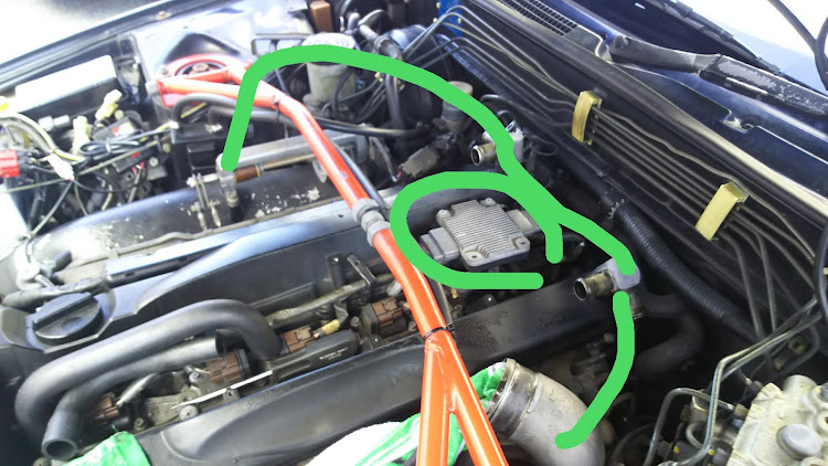 スカイライン GT-RのR32GT-R・カムカバーガスケット・ＤＩＹ作業に関するカスタム事例の投稿画像4枚目