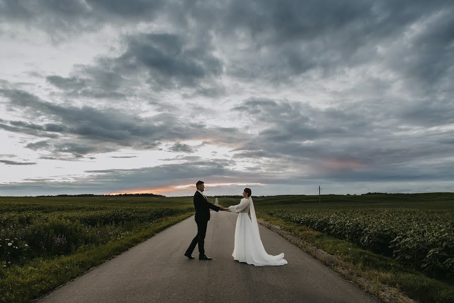 Fotógrafo de casamento Yuriy Urban (yuriyurban). Foto de 26 de julho 2022