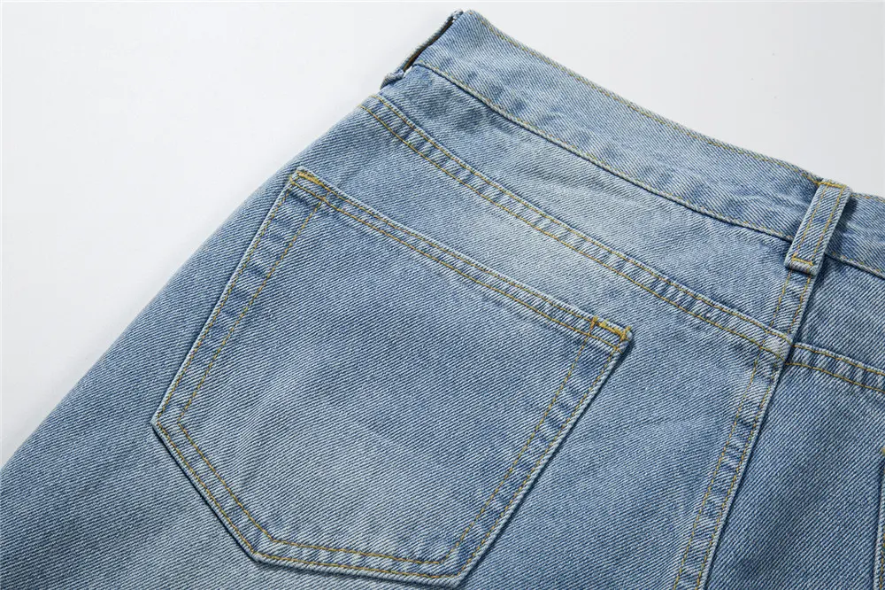 Title 6, Jean Homme Délavé avec Imprimé Papillon Europée...