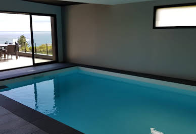 Seaside villa with pool 4