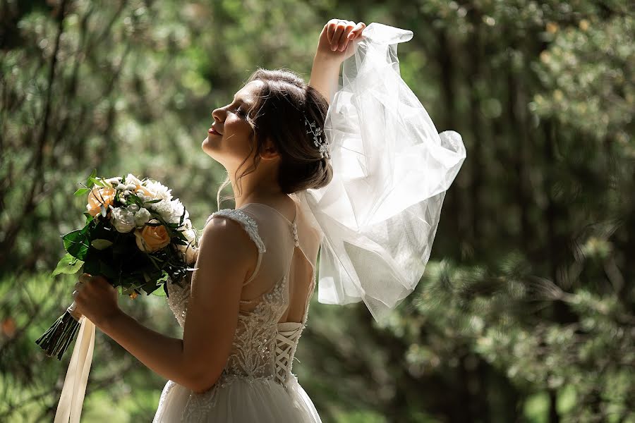 Fotografo di matrimoni Kristina Zinoveva (zinovievaphoto). Foto del 9 luglio 2022