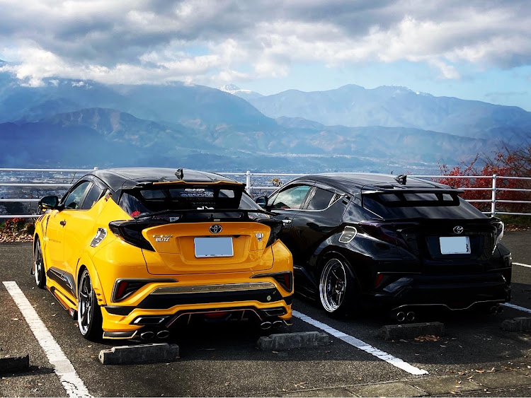C-HRのめざせPickupcars・フォロワーさんとコラボ・山と青空に関するカスタム事例の投稿画像5枚目