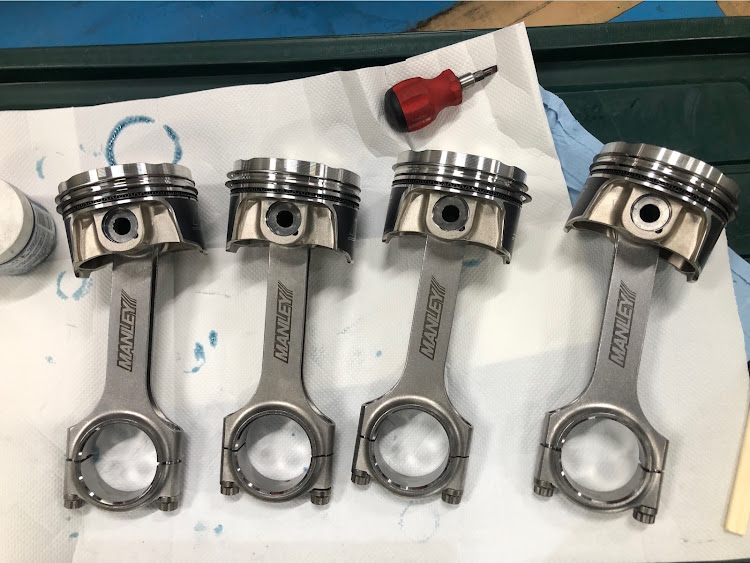 ランサーエボリューションのエンジンオーバーホール・DIY・ランサーエボリューションに関するカスタム事例の投稿画像1枚目