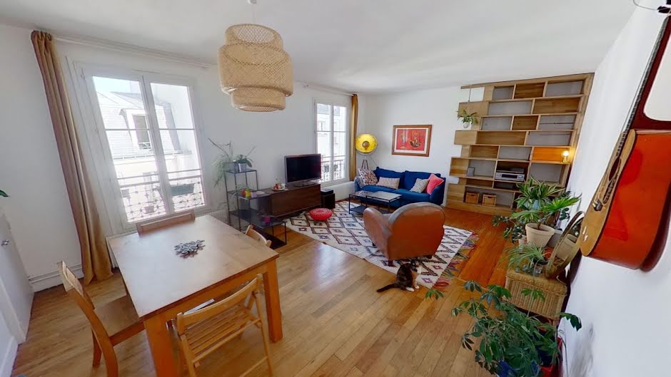 Location  appartement 3 pièces 80 m² à Paris 18ème (75018), 2 400 €