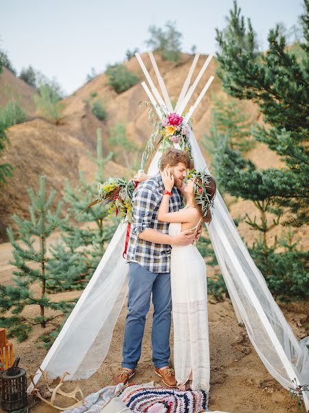 Wedding photographer Aleksandra Veselova (veslove). Photo of 3 December 2016