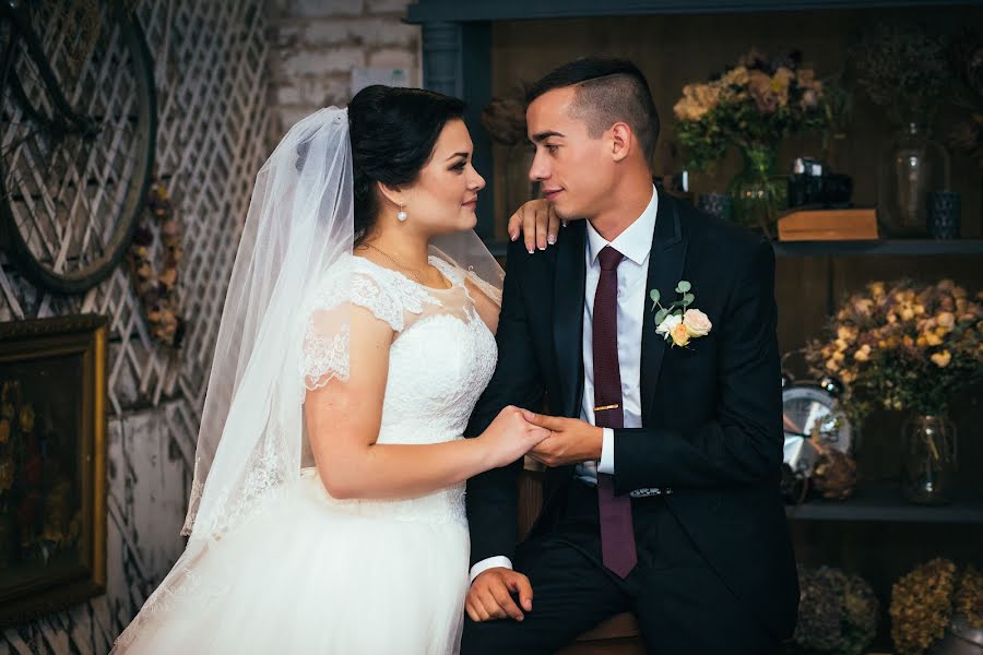 Wedding photographer Lyubov Ilyukhina (astinfinity). Photo of 18 October 2016