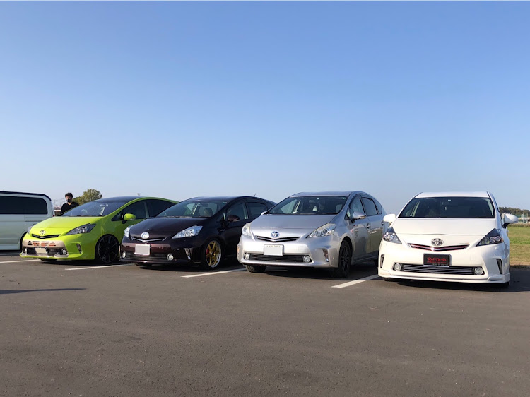 プリウスαのPRIUSα・車楽2020・サーモテクトライムグリーン・直方に関するカスタム事例の投稿画像2枚目