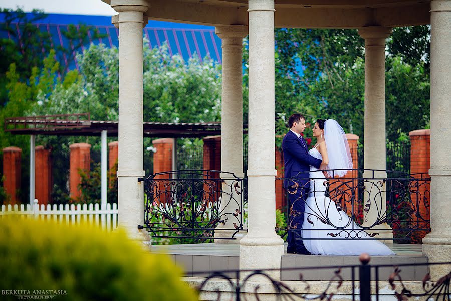 Fotógrafo de casamento Anastasiya Berkuta (berkuta). Foto de 22 de setembro 2014