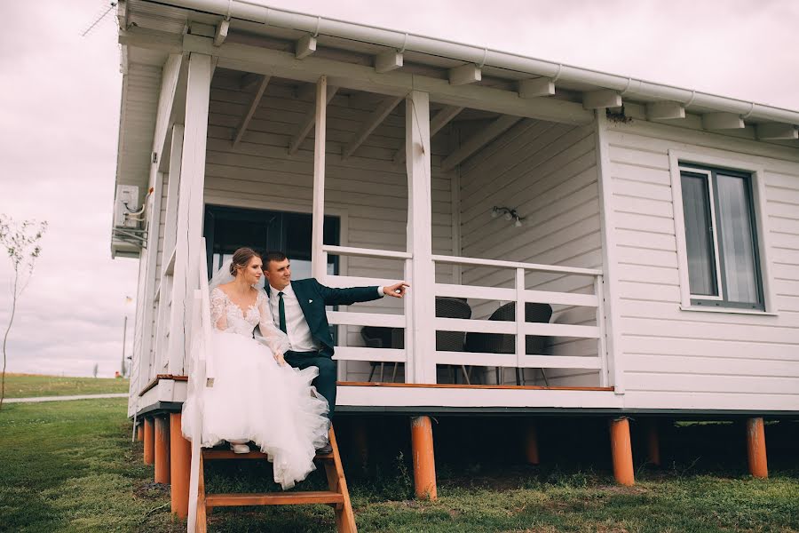 Fotógrafo de casamento Anastasiya Ponomarenko (staseyrozen). Foto de 28 de dezembro 2021