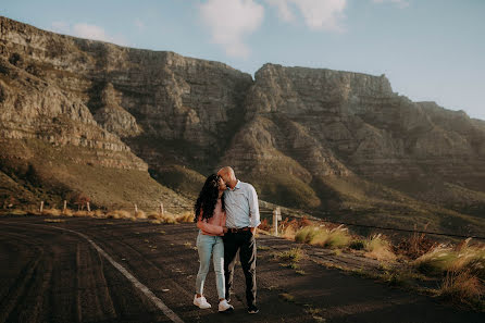 Wedding photographer Sarka Parkes (sarkaparkes). Photo of 26 May 2022