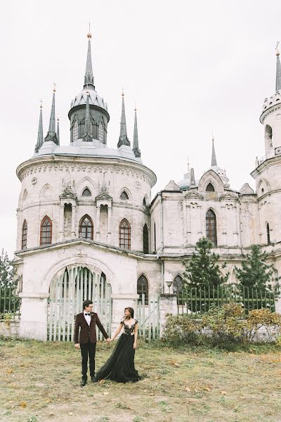 Fotógrafo de bodas Larisa Demidova (lgaripova). Foto del 29 de noviembre 2015