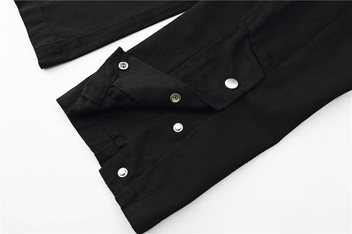 Title 10, Mens solid color multi-pocket cargo pants. Dur...