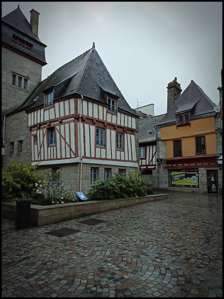 De Quimper a Huelgoat - 11 DÍAS POR BRETAÑA Y NORMANDÍA CON NUESTRO COCHE. (3)