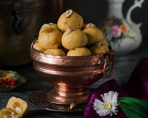 Besan Ladoo Dry Fruit ( Desi Ghee )