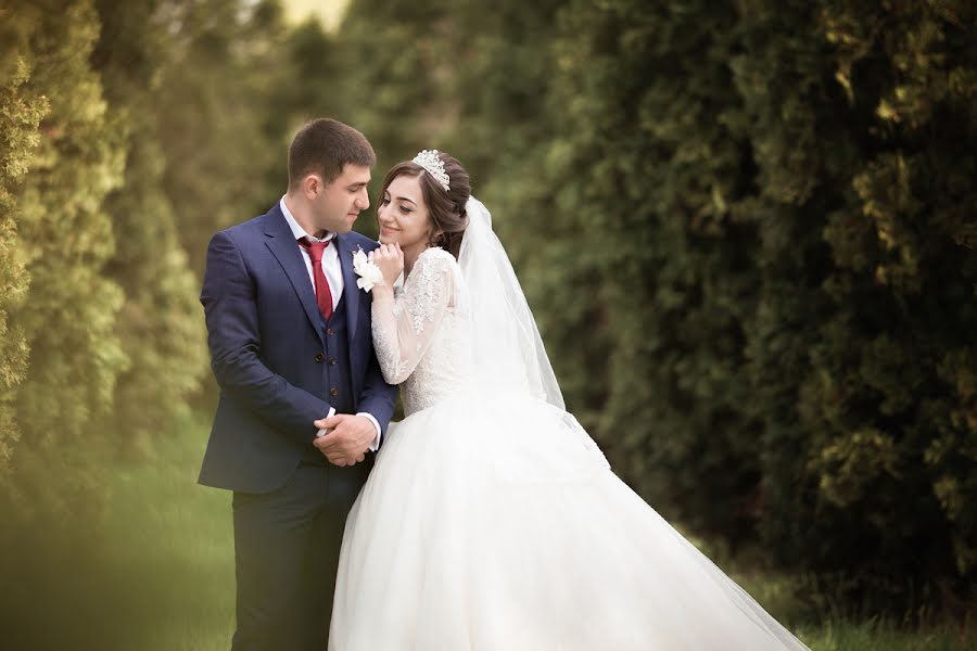 Fotografo di matrimoni Aleksey Mostovoy (palmera300991). Foto del 14 maggio 2017