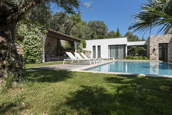 maison à Mougins (06)