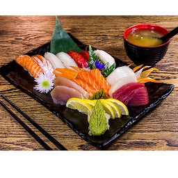 Sashimi & Sushi Combo