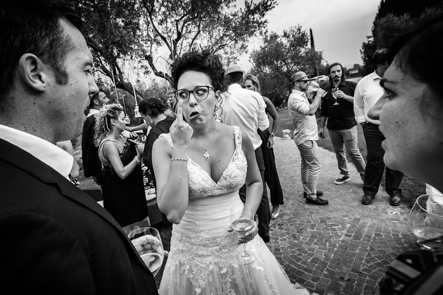 Fotografo di matrimoni Carlo Buttinoni (buttinoni). Foto del 19 aprile 2017