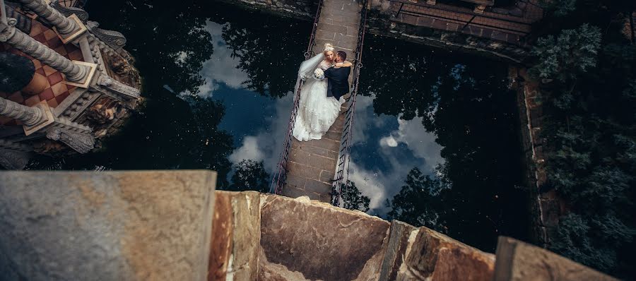 Nhiếp ảnh gia ảnh cưới Evgeniy Zhdanov (john-turtle). Ảnh của 24 tháng 10 2018