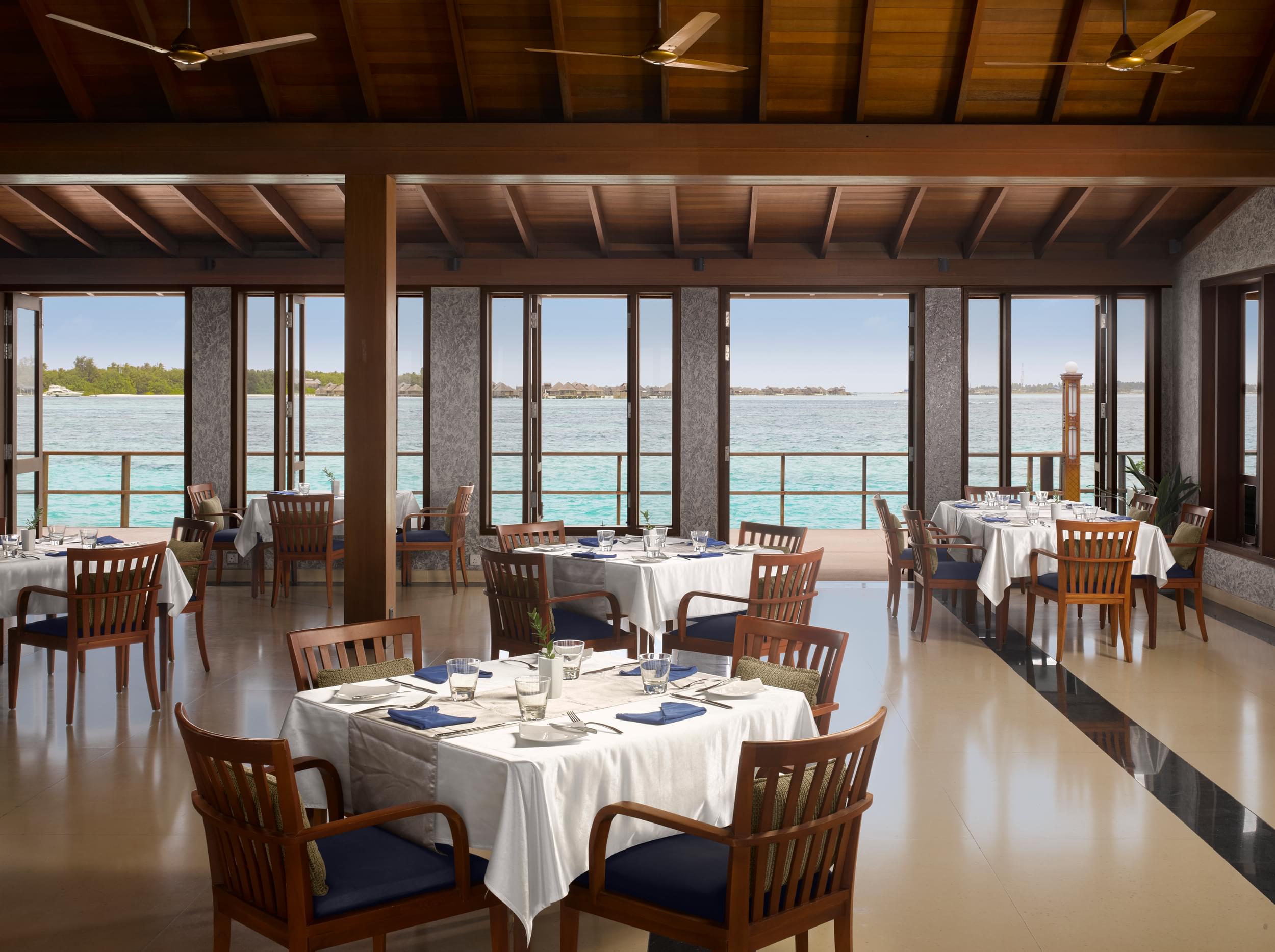 Villa-Nautica-Seafood-Restaurant-Seating-Large.jpg