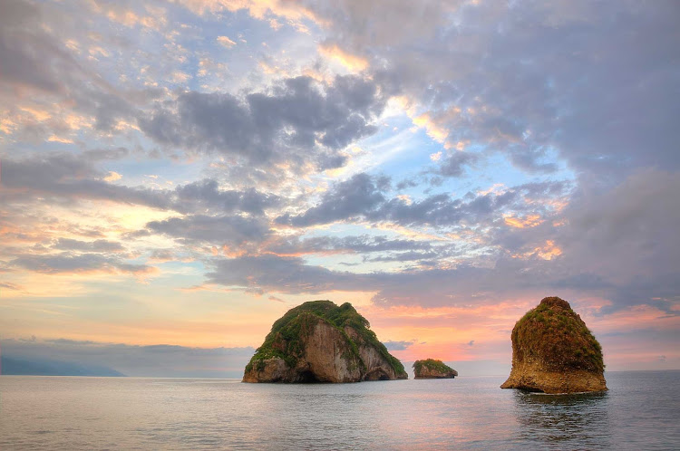 Los Arcos National Marine Park near Puerto Vallarta, Mexico.