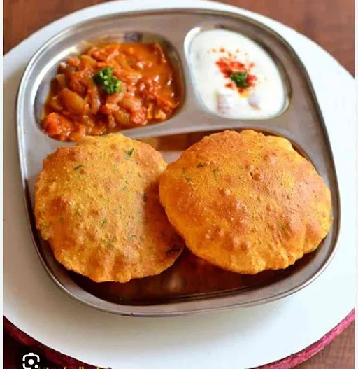 8 Aloo Poori