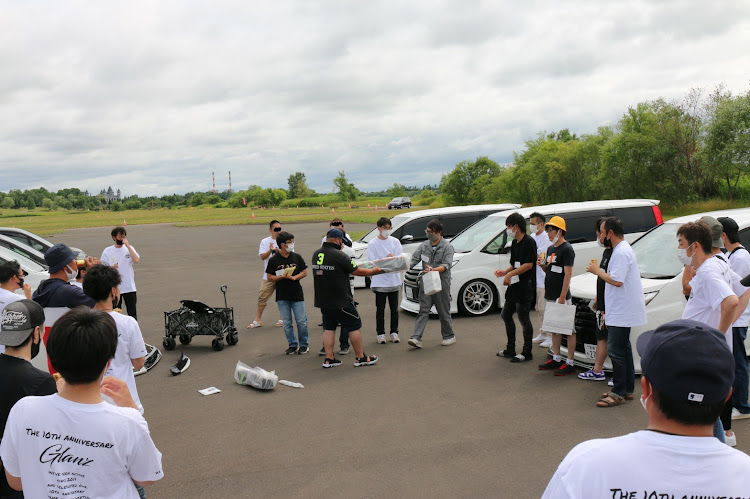 ヴォクシーのGlanz・北海道・オフ・ボス・娘に関するカスタム事例の投稿画像11枚目