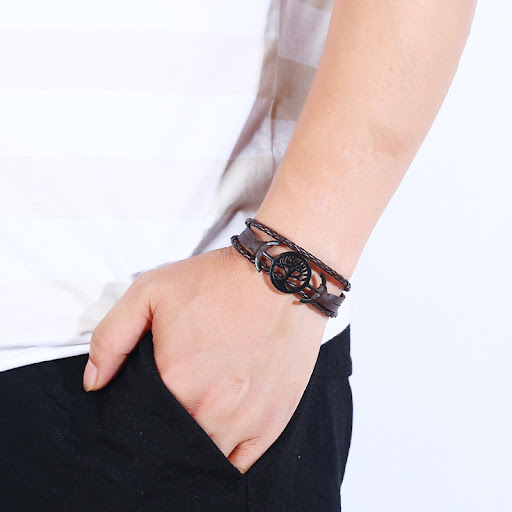 Title 1, Christmas Tree Buckle Leather Bracelet. Cowhide...