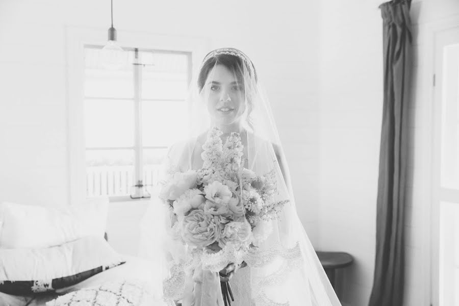 Wedding photographer Anna Osetroff (annaosetroff). Photo of 12 February 2019