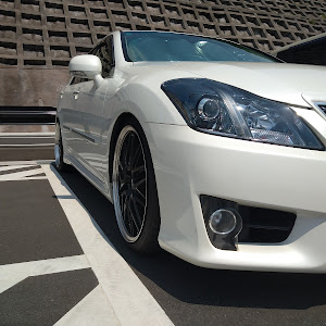 クラウンアスリート GRS200