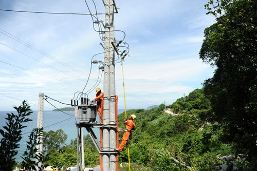 Cù Lao Chàm chính thức có điện lưới quốc gia