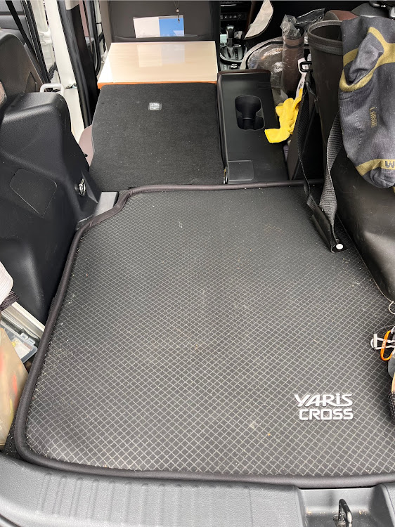 ヤリスクロスのDIY・車中泊に関するカスタム事例の投稿画像4枚目