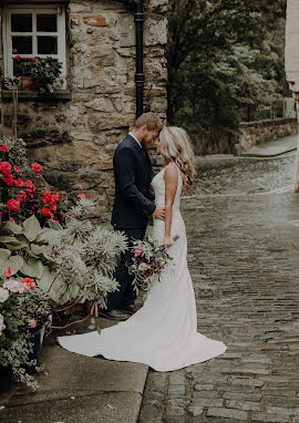婚礼摄影师Karoline James-Griffiths（regenweibchen）。2020 5月6日的照片
