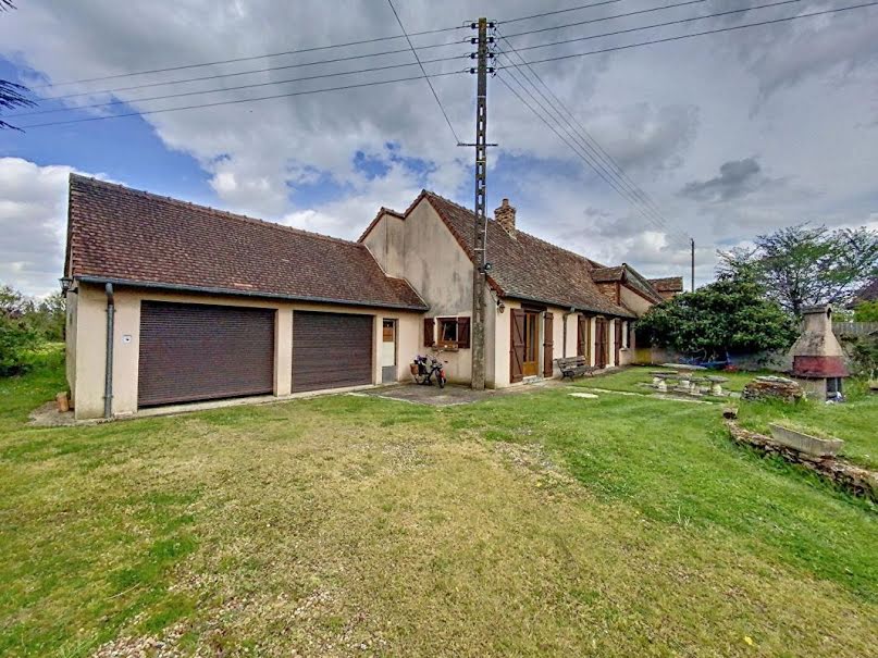 Vente propriété 9 pièces 346.35 m² à Roézé-sur-Sarthe (72210), 336 000 €