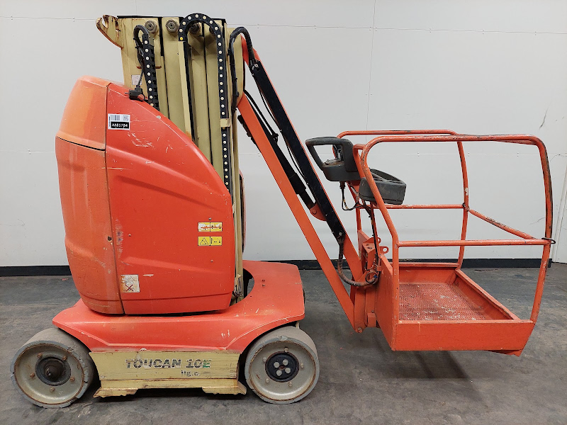 Picture of a JLG TOUCAN 10E