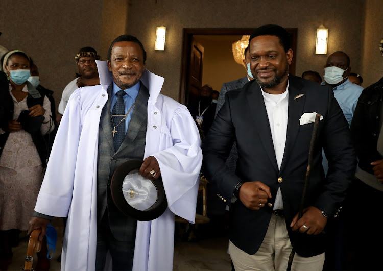 'Prophet' Isaiah Mduduzi 'uNyazilwezulu' Shembe and Prince MisuZulu kaZwelithini met on Sunday to pay respects to late King Goodwill Zwelithini kaBhekuzulu.