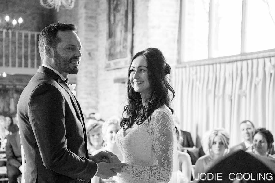 Wedding photographer Jodie Cooling (jodiecoolingphot). Photo of 2 July 2019