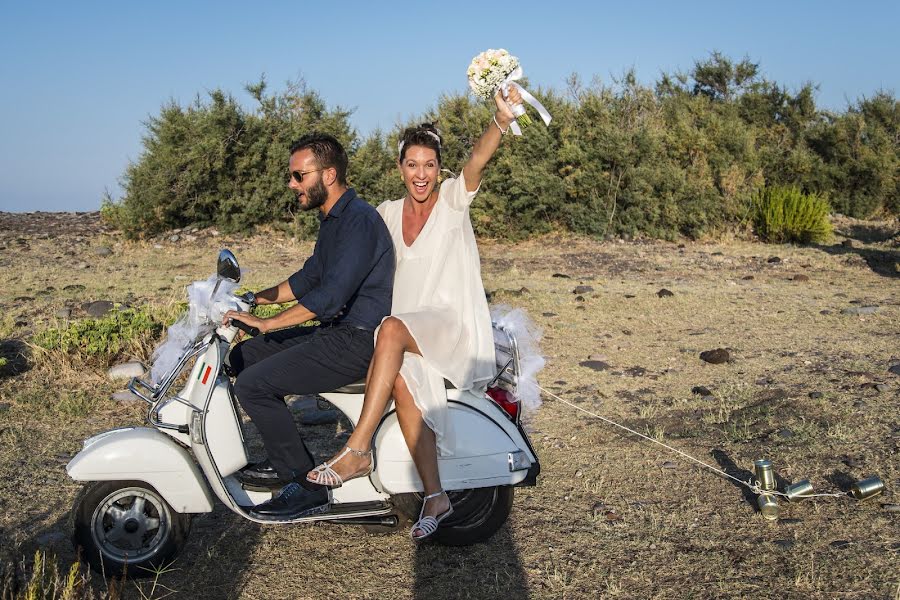 Fotógrafo de casamento Stefano Butturini (stefanobutturini). Foto de 8 de dezembro 2015