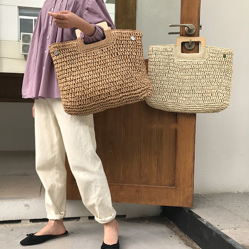 Title 2, Modieuze rotan geweven crossbody tas met één sc...