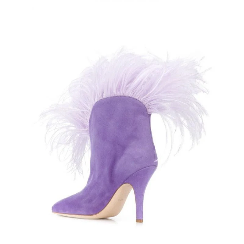 Stivaletti da donna a punta con tacco a spillo e dettaglio manica. Perfetti per un look elegante e femminile, valorizzando ogni outfit.
