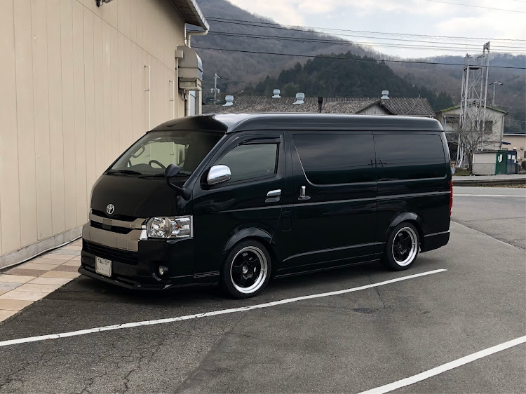 ハイエースバンのたちゃさんが投稿したカスタム事例の投稿画像3枚目